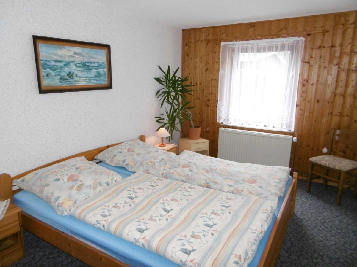 Ferienwohnung Am Bodden Ралсвиек Екстериор снимка